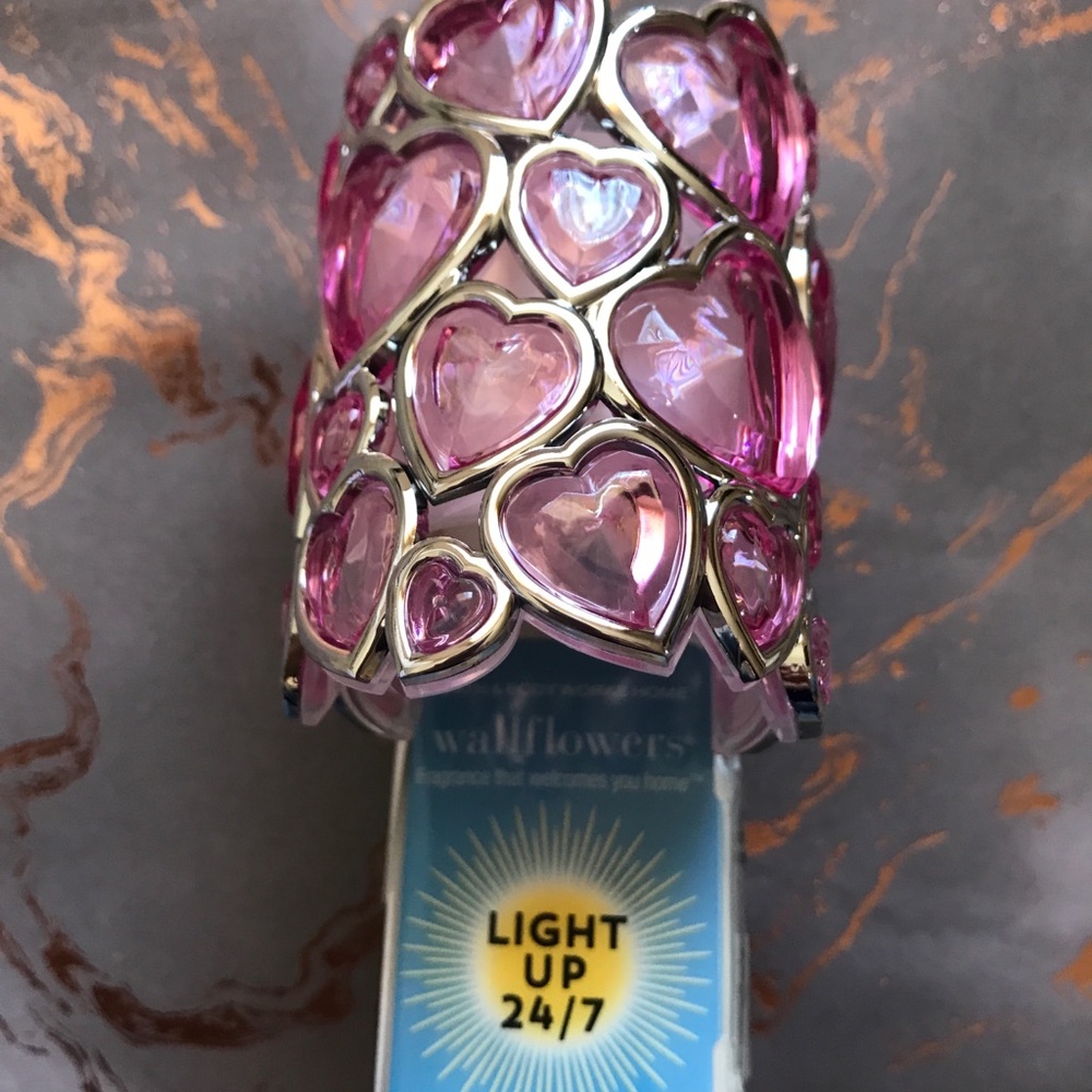 COPY - COPY - Bath & Body Works CRYSTAL HEARTS Wallflower Plug Valentines Day 2…